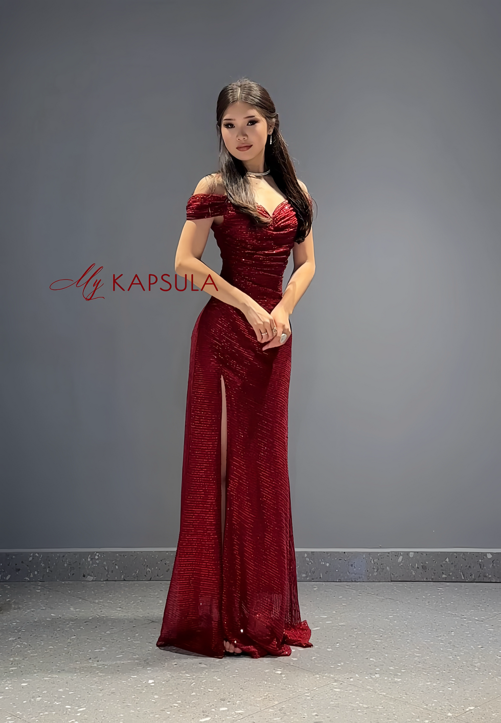 Amanda Off-Shoulder
