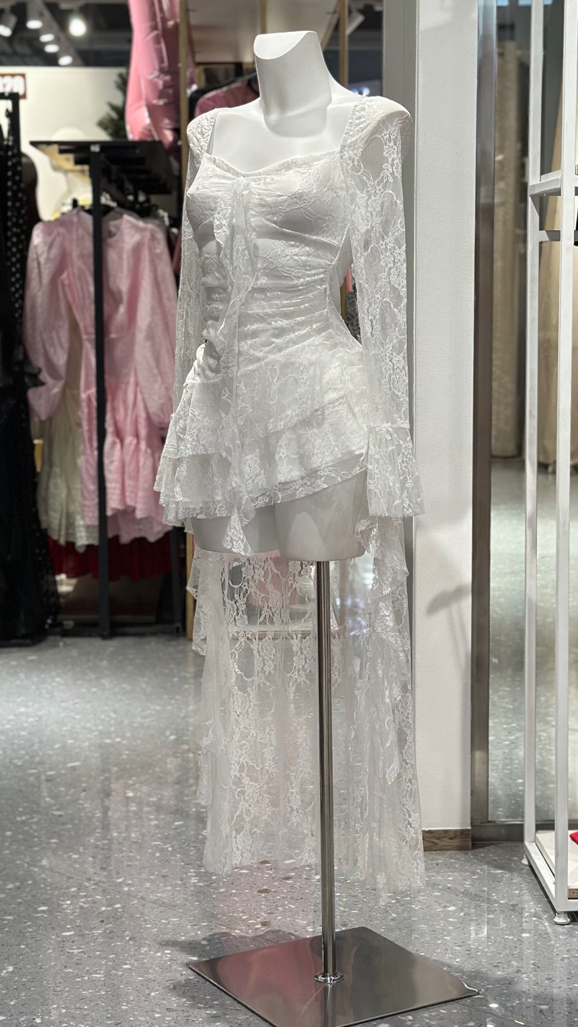 Emilia Lace