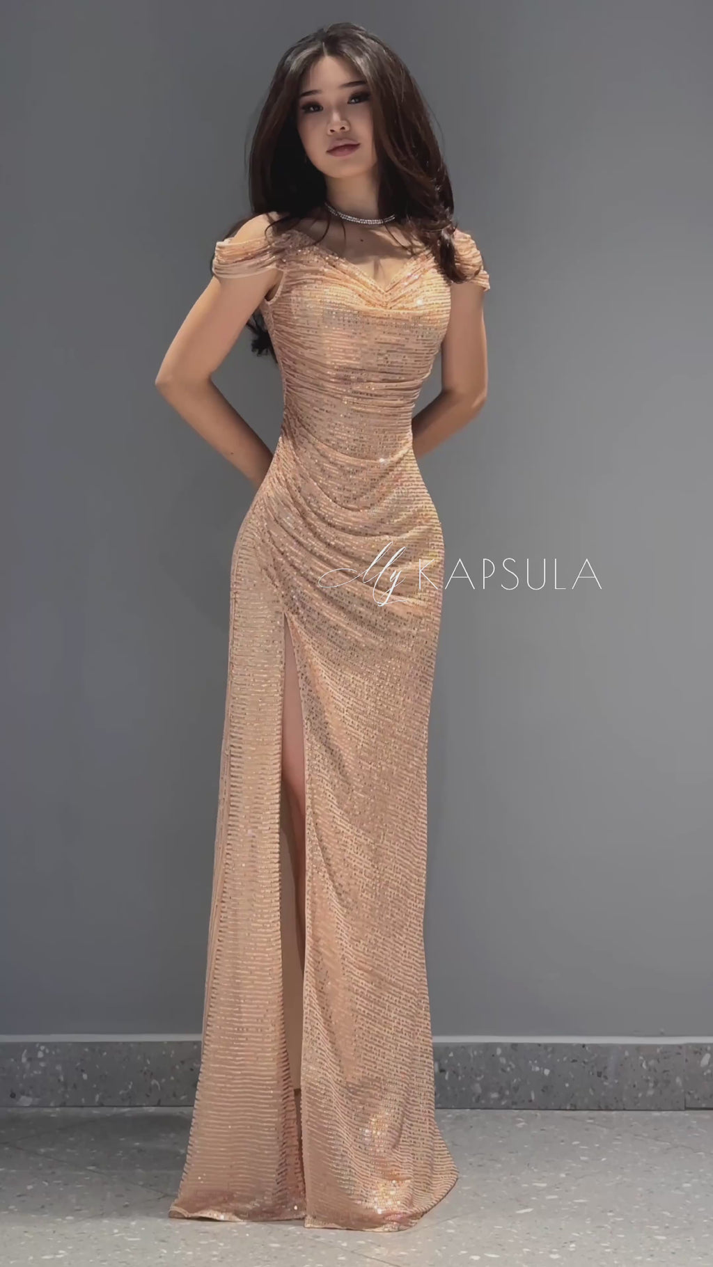 Amanda Off-Shoulder